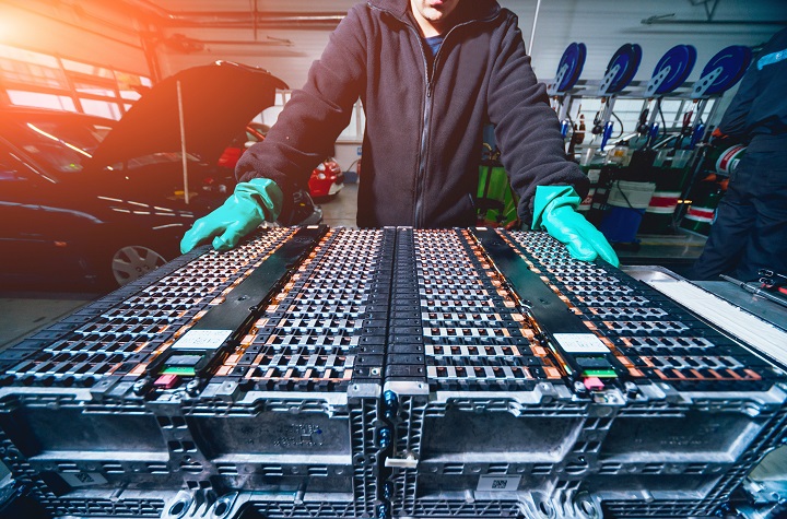 Charging the batteries of the elecric motor. Disassembling the battery of an electric vehicle engine Resins & Thermal Gap Fillers mark Heat Challenges for Hybrid, EV Battery
