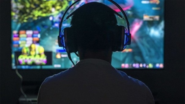 Online Gaming Online Gaming