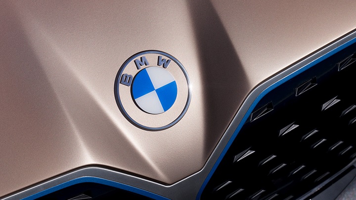 German Automaker BMW Ramps up Electric Vehicle (EV Offerings