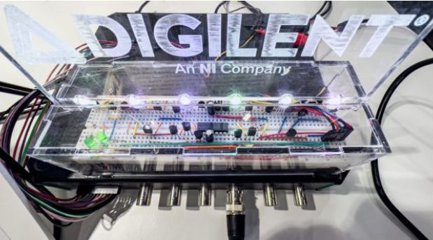 smart RGB-lamp which is powered by a battery and controlled through an app running on a smartphone.