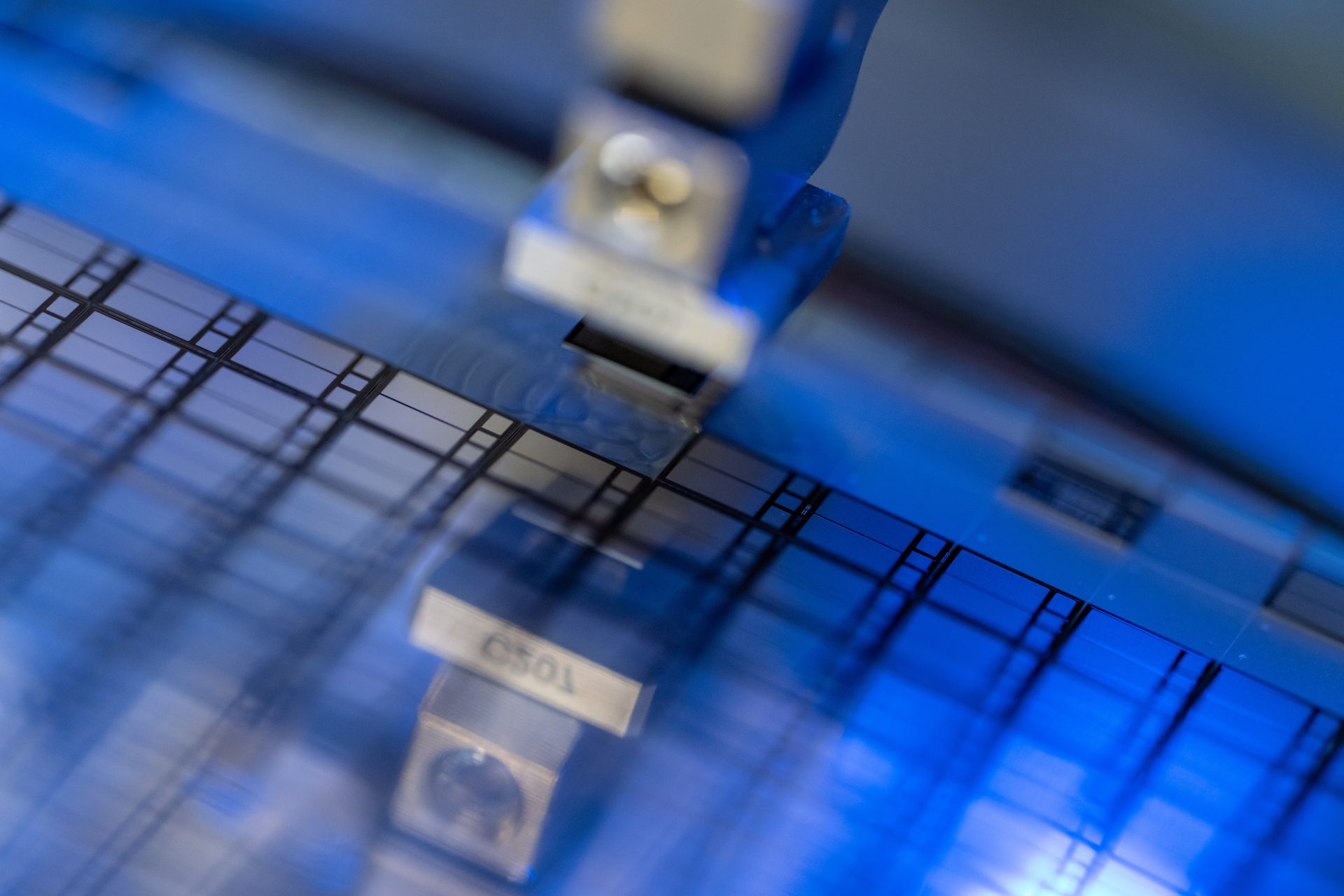 Bosch introduces third-generation SiC chips for EV