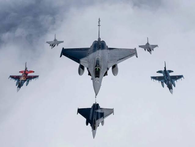 Dassault Flight-Tests AI Algorithms on Rafale Fighter