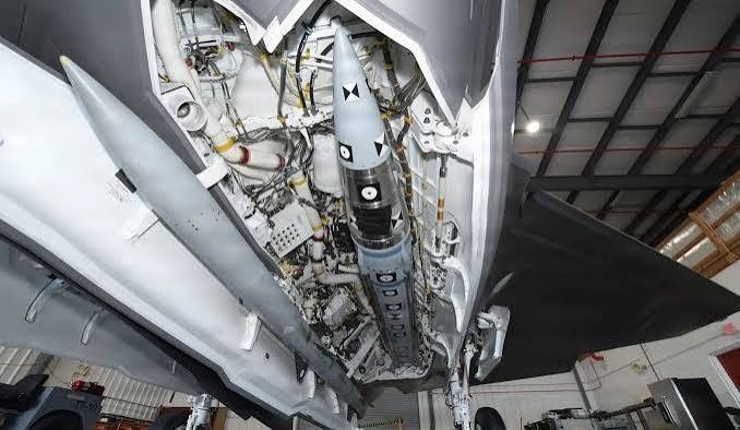 Lockheed Martin Unveils AIM-260 JATM for Next-Generation Air Combat